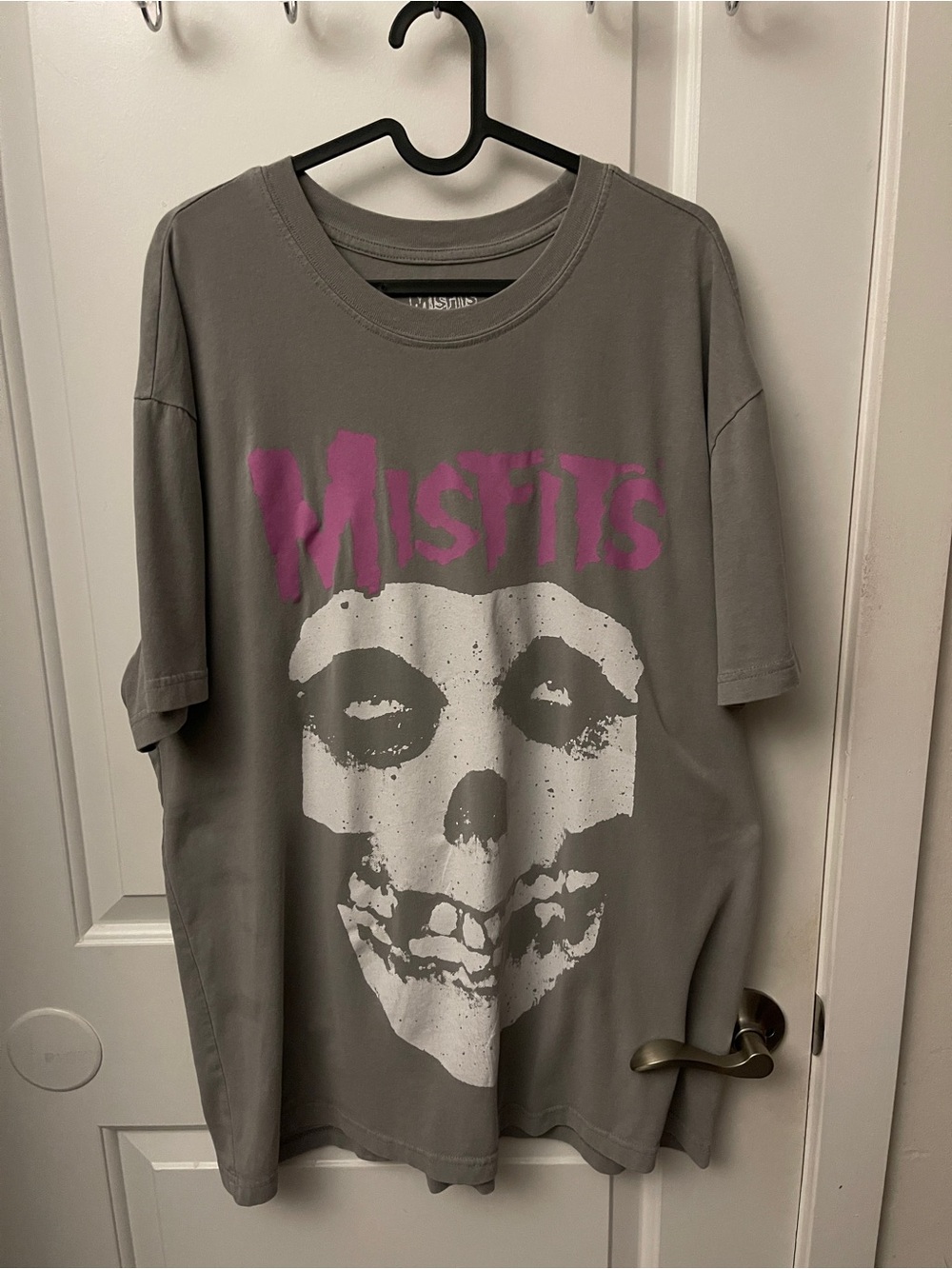 Misfits Gray Oversized Graphic Band T-Shirt Size XL Purple Logo Front & Back